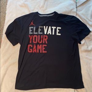 XL Jordan Graphic T-Shirt “Elevate your game”